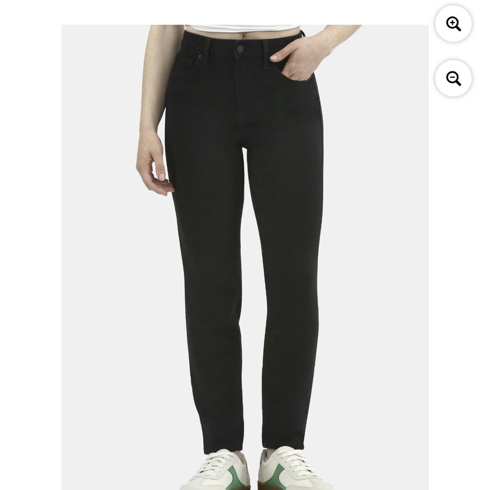 No Boundaries Black Cropped skinny  Pants sz 17
